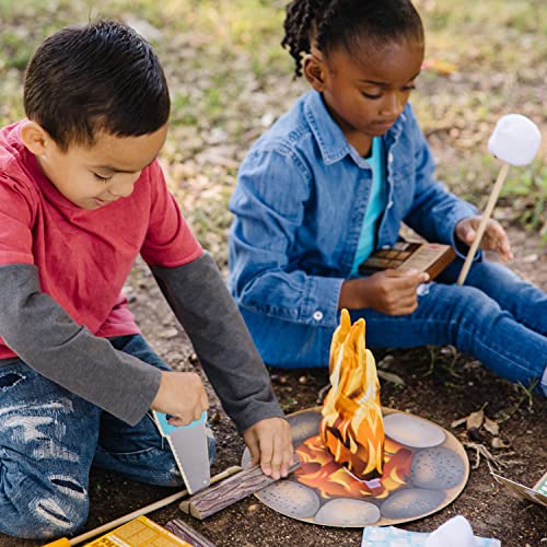 Melissa & Doug Let's Explore Campfire S’mores Set with Toy food & Kids Play Kitchen Accessories, Preschool Learning Toys for Girls & Boys 3+